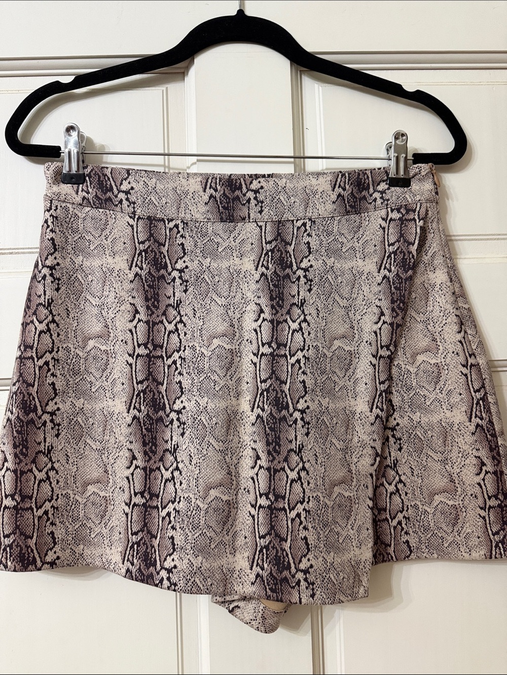 entro Snake-Print Circle Skort in Taupe and Gray